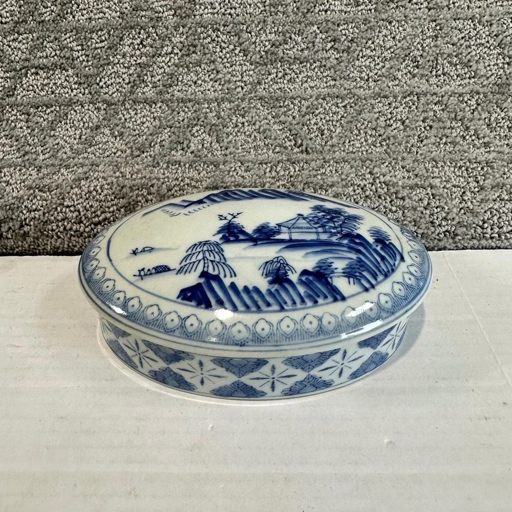 Vintage Blue White Oriental Landscape‎ Decorative Trinket Box Oval Lid